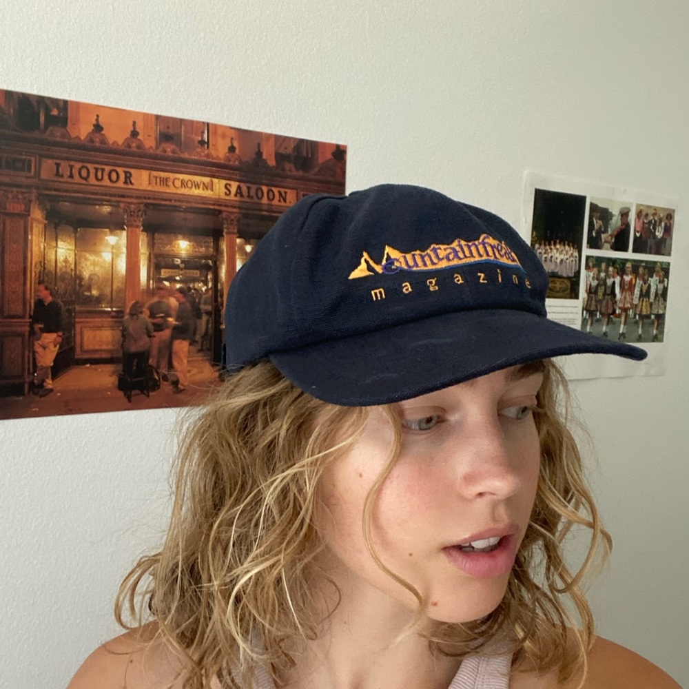 ✨ Vintage trucker hat ✨